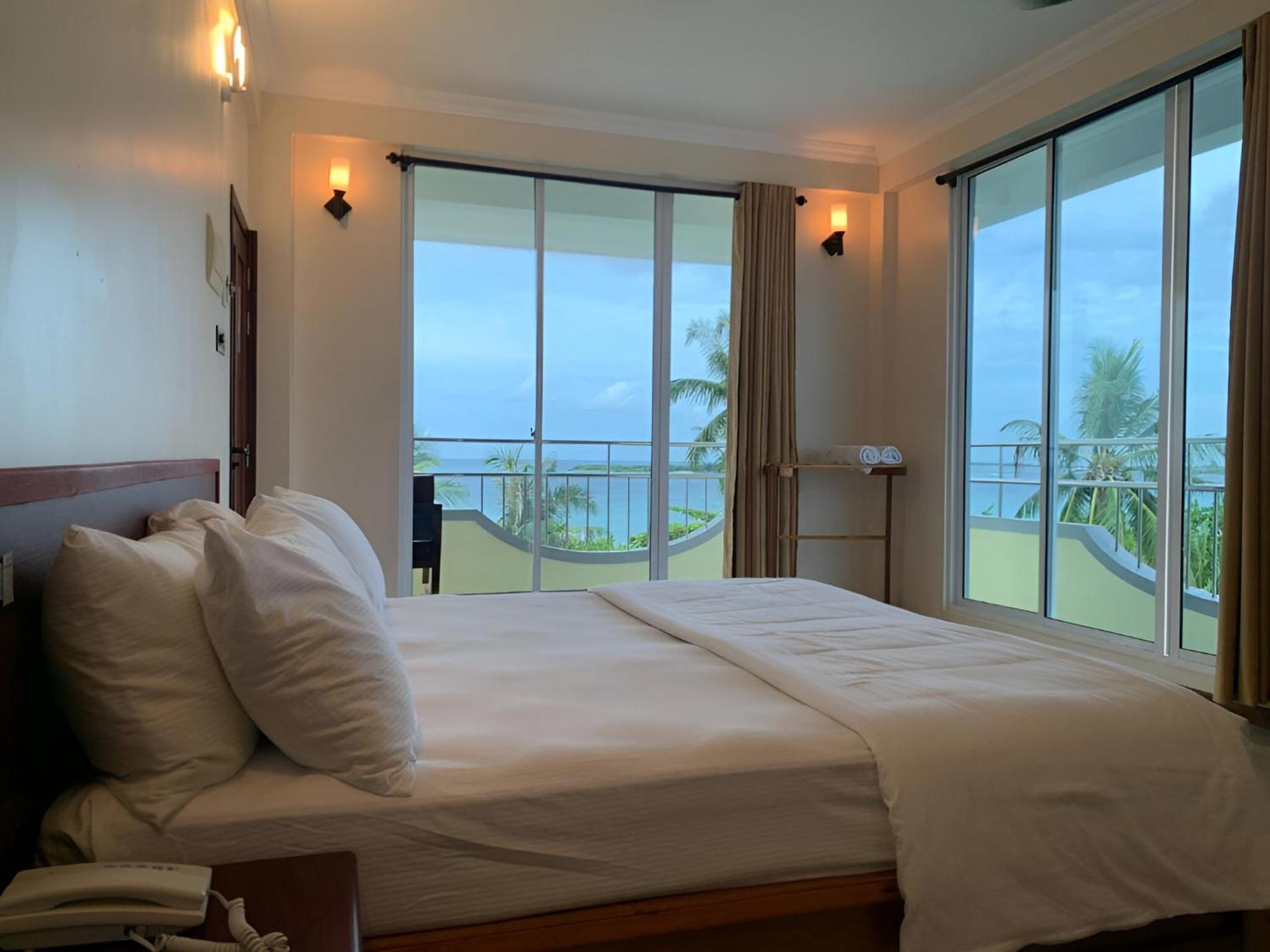 Noah Private Beach House Himmafushi Exterior foto