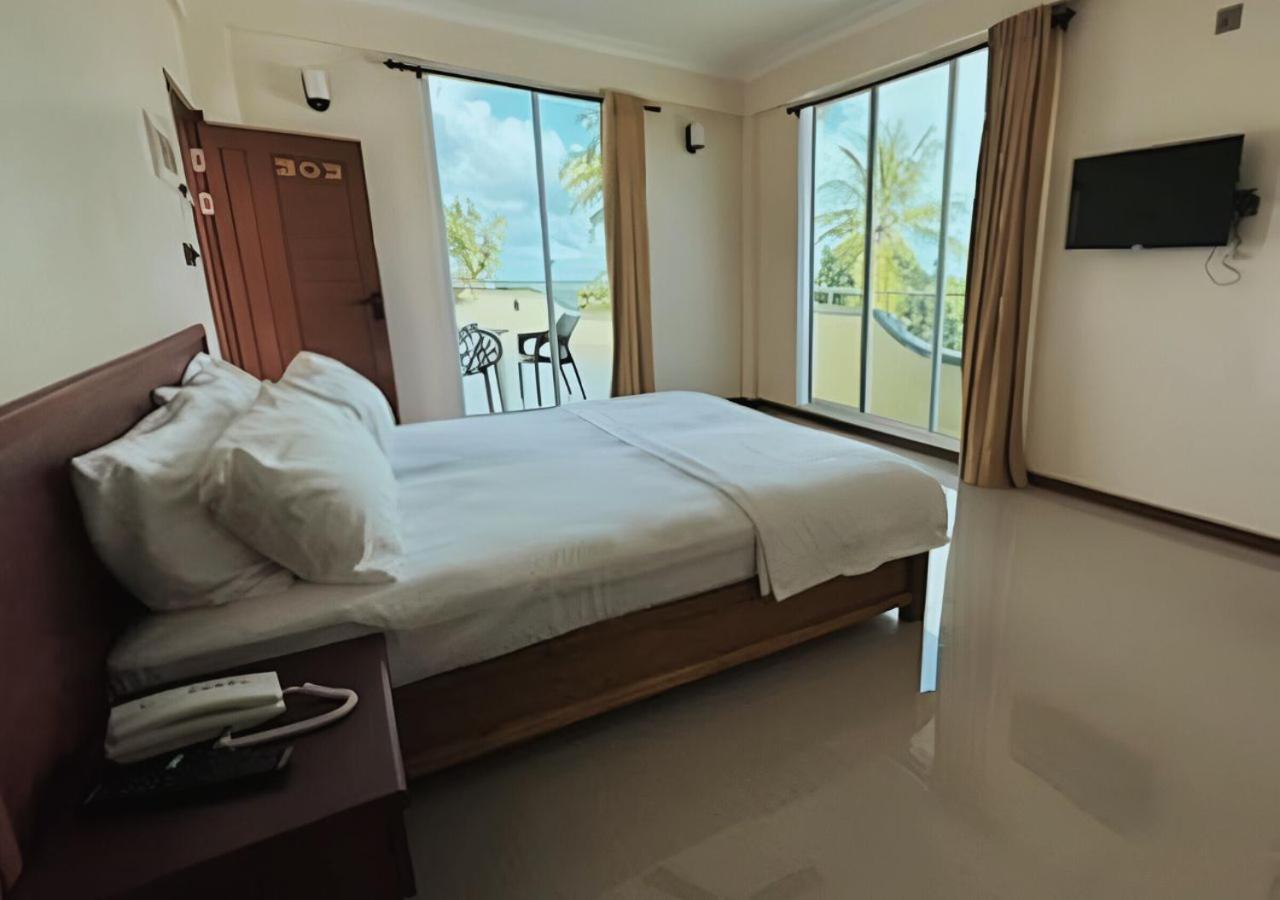 Noah Private Beach House Himmafushi Exterior foto